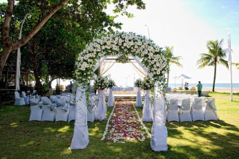 Bali Garden wedding set up